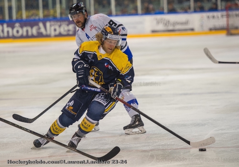 Photo hockey Division 2 - Division 2 - Finale - Match 4 : Villard-de-Lans vs Courchevel-Mribel-Pralognan - Les Ours Champions de France ! 