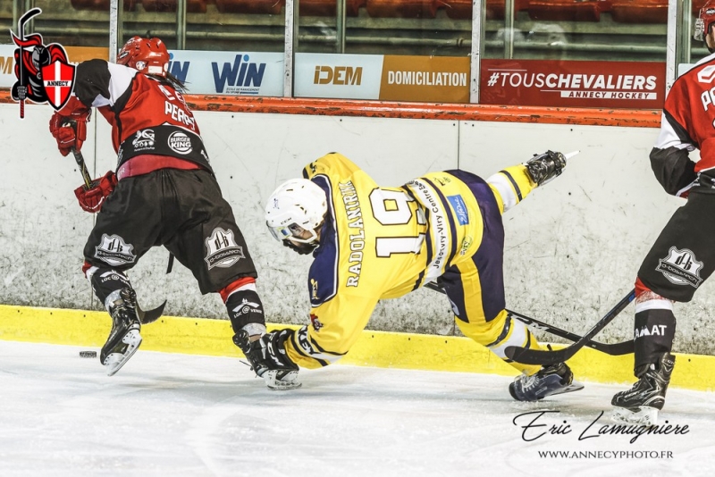 Photo hockey Division 2 - Division 2 - Play-off - 1/4 de finale - Match 1 : Annecy vs Evry / Viry (EVH 91) - Premier pas vers les demi-finales