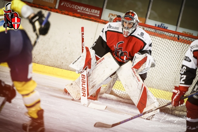 Photo hockey Division 2 - Division 2 - Play-off - 1/4 de finale - Match 1 : Annecy vs Evry / Viry (EVH 91) - Premier pas vers les demi-finales