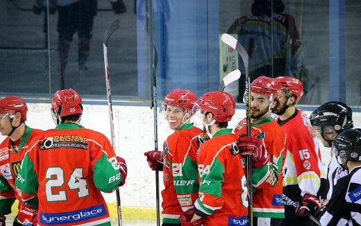 Photo hockey Division 2 - Division 2 - Play-off , huitime de finale, match retour : Mont-Blanc vs Meudon - D2 : Les Ytis se qualifient aisment