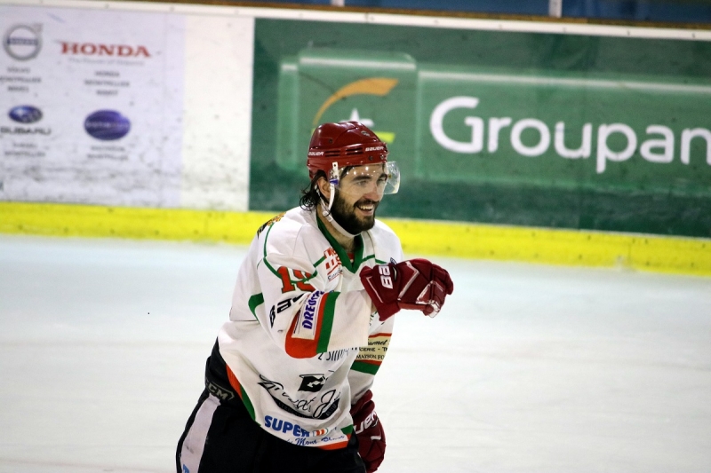 Photo hockey Division 2 - Division 2 - Play-off , quart de finale, match 1 : Marseille vs Mont-Blanc - D2 : Le Yti puissance 8!
