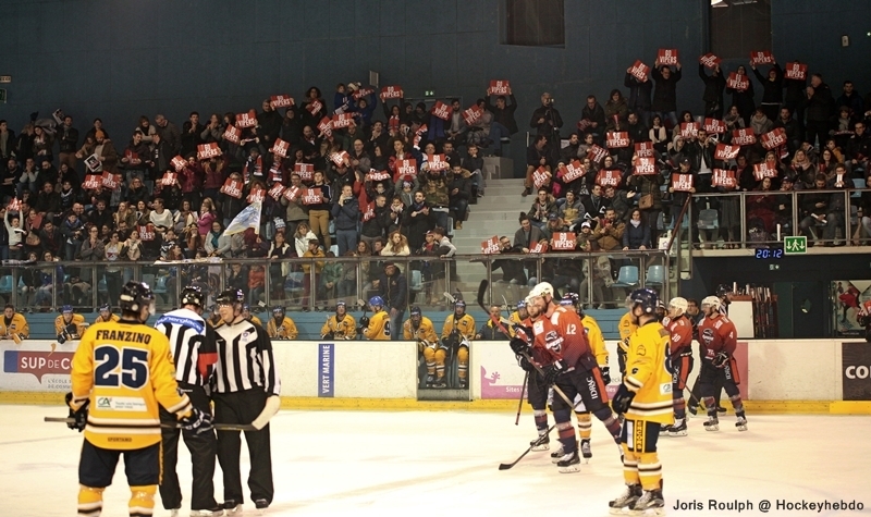 Photo hockey Division 2 - Division 2 : playoff, quart de finale, match 2 : Montpellier  vs Villard-de-Lans - 1/4 de finale retour entre les Vipers et les Ours.