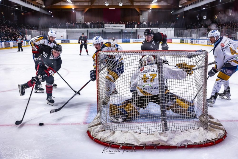 Photo hockey Division 2 - Division 2 - Toulouse �crase Reims et s�offre les quarts