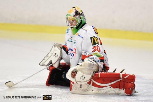 Photo hockey Division 2 - Division 2 : Wasquehal Lille (Les Lions) - Deuxième défaite en une semaine pour les Lions. Photo hockey Division 2 - Division 2 : Wasquehal Lille (Les Lions) - Deuxième défaite en une semaine pour les Lions.