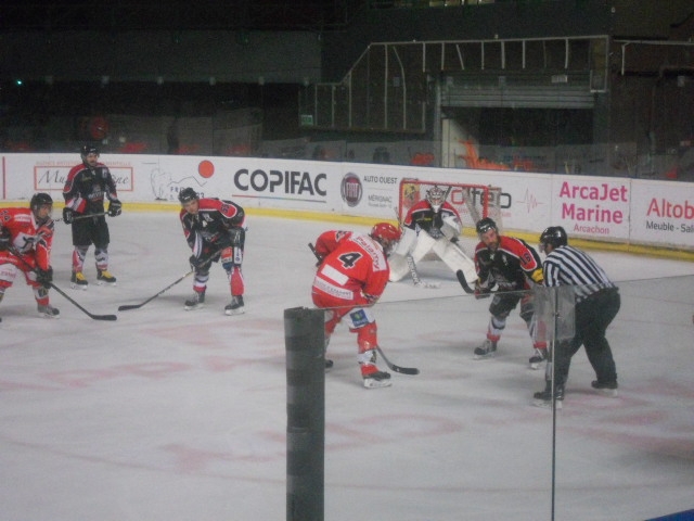 Photo hockey Division 3 -  : Bordeaux II vs Cholet II - Alexandre Le Grand !