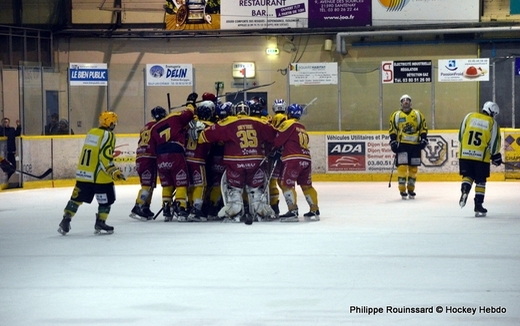 Photo hockey Division 3 -  : Dijon  vs Evry / Viry Mineur - Pluie de buts et suspense !