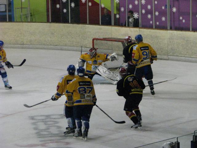 Photo hockey Division 3 - D3 : 2me journe : Besanon vs Dijon II - Les Ducs abattus au pied du Rempart