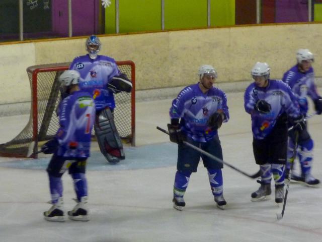 Photo hockey Division 3 - D3 : 2me journe : Besanon vs Epinal  - Besanon joue  se faire peur