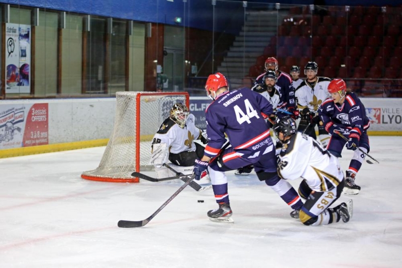 Photo hockey Division 3 - D3 - carr final - J1 : Lyon vs Dammarie-les-Lys - Pas si simple