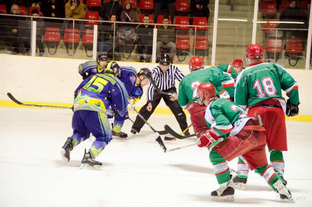 Photo hockey Division 3 - D3 : journe du 01/02/2014 : Chlons-en-Champagne vs Cergy-Pontoise II - Belle reprise ! 
