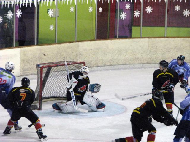 Photo hockey Division 3 - D3 : journe du 02/02/2013 : Besanon vs Epinal  - Nage en eaux troubles
