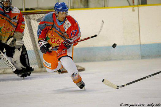 Photo hockey Division 3 - D3 : journe du 13/10/2012 : Clermont-Ferrand II vs Valence II - Clermont 2 soffre une victoire en beaut