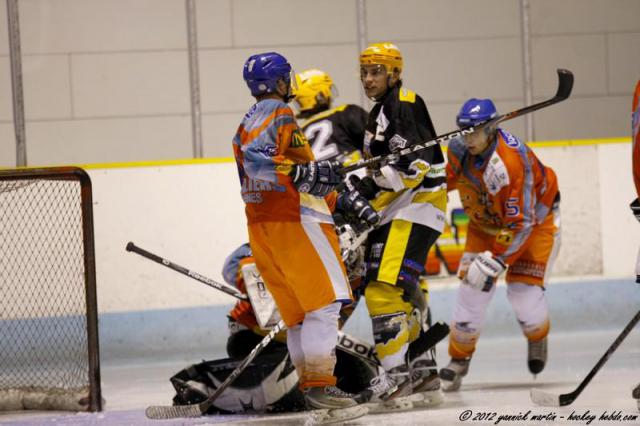 Photo hockey Division 3 - D3 : journe du 22/12/2012 : Clermont-Ferrand II vs Roanne - Troisime tiers fatal  