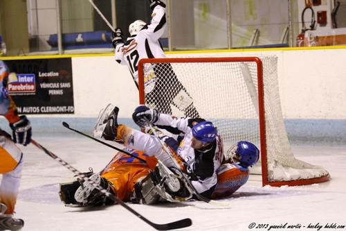 Photo hockey Division 3 - D3 : journe du 23/11/2013 : Clermont-Ferrand II vs Orcires - Toujours pas de victoire pour Clermont 2