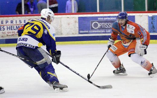 Photo hockey Division 3 - D3 : journes des 10-11/11/2012 : Avignon vs Clermont-Ferrand II - a pique !
