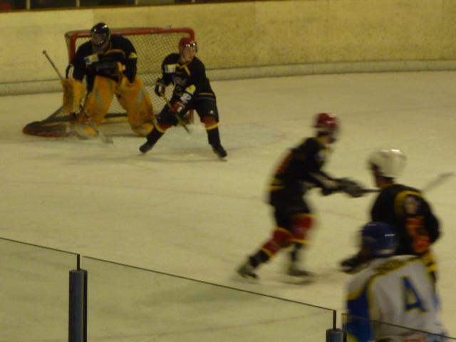Photo hockey Division 3 - D3 - Play Off : Besanon vs Toulon - D3 : Un bien bel abordage