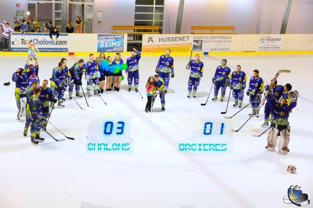 Photo hockey Division 3 - D3 : Play Off 1/4 de finale - Retour : Chlons-en-Champagne vs Orcires - D3 : Chlons accde au carr final 