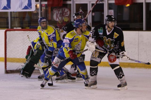 Photo hockey Division 3 - D3 Carr Final 3me Journe : Toulon vs Metz - Un final explosif