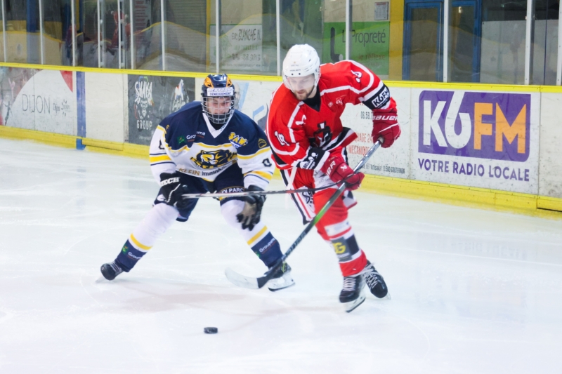 Photo hockey Division 3 - Division 3 - 13me journe : Dijon  vs Villard-de-Lans II - Messire le Duc engrange pour l
