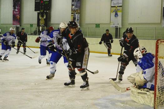 Photo hockey Division 3 - Division 3 : journe du 17 dcembre 2016 : Dammarie-les-Lys vs Garges - D3 : Les Caribous passent la seconde !