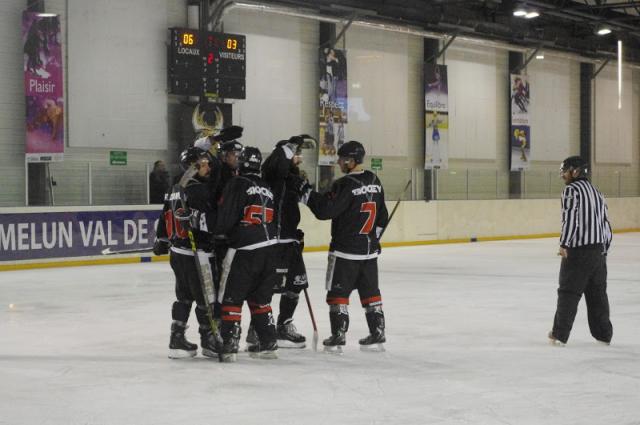 Photo hockey Division 3 - Division 3 : journe du 17 dcembre 2016 : Dammarie-les-Lys vs Garges - D3 : Les Caribous passent la seconde !
