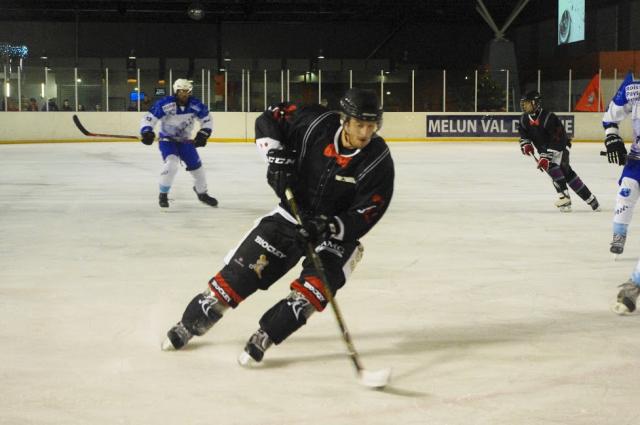 Photo hockey Division 3 - Division 3 : journe du 17 dcembre 2016 : Dammarie-les-Lys vs Garges - D3 : Les Caribous passent la seconde !