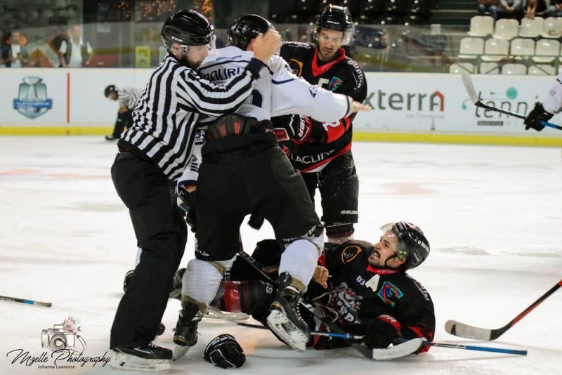 Photo hockey Division 3 - Division 3 : journe du 29 septembre 2018 : Bordeaux II vs Brest II - Stress et grand suspense  Mriadeck 