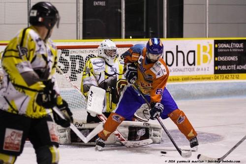 Photo hockey Division 3 - Division 3 : journe du 8 octobre 2016 : Clermont-Ferrand II vs Chambry II - Clermont sur un air de dfaite.