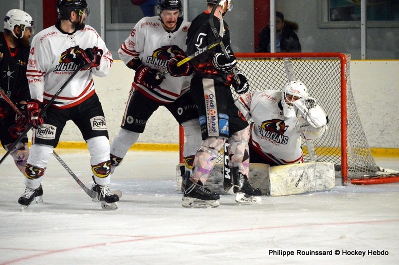 Photo hockey Division 3 - Division 3 : Play-Off carr final - J3 : Colmar vs Morzine-Avoriaz - Les Pingouins champions !