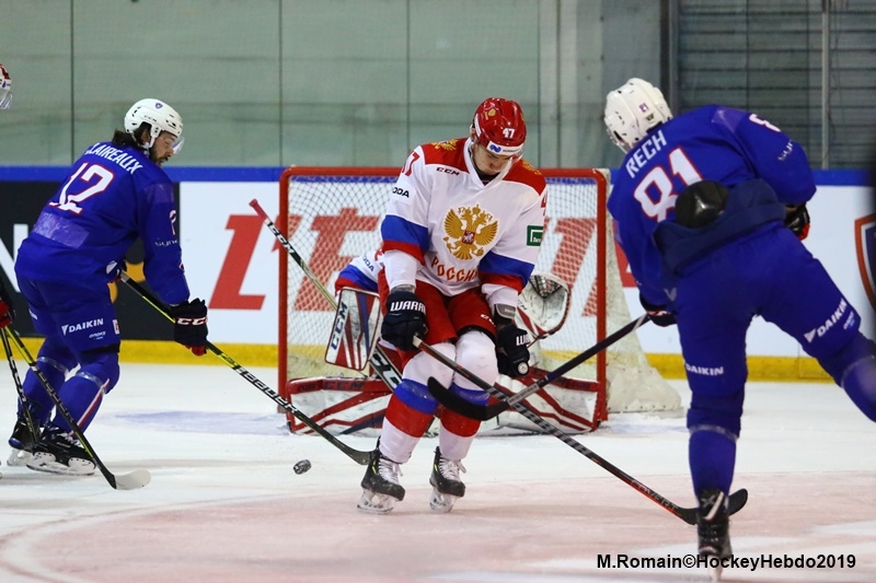 Photo hockey Equipes de France -  : France (FRA) vs Russie (RUS) - Battue avec les honneurs