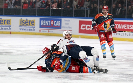 Photo hockey Europe : Continental Cup - CHL -  : Grenoble  vs Zemgale  - Douche froide pour Grenoble