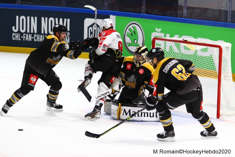 Photo hockey Europe : Continental Cup - CHL -  : Rouen vs Donbass Donetsk - CHL : Rouen avec les tripes.