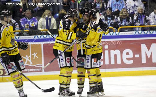 Photo hockey Europe : Continental Cup - CHL - Europe : Continental Cup - CHL : Rouen (Les Dragons) - Conti Cup : Ticket  gagnant pour la finale