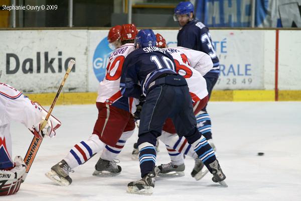 Photo hockey Europe : Continental Cup - CHL - Europe : Continental Cup - CHL - Rouen rate le coche