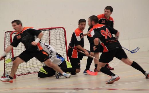 Photo hockey Floorball  - Floorball  - Prise de la temprature : les Tigres de Grenoble