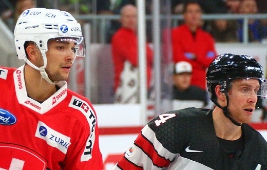 Photo hockey Hockey dans le Monde -  : Suisse (SUI) vs Canada (CAN) - Karjala Cup: Premier test de haut vol