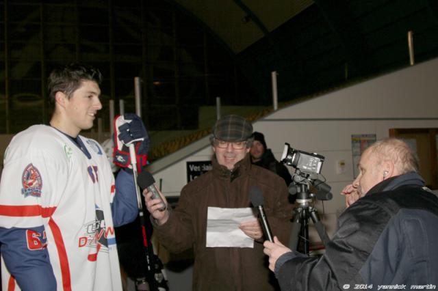 Photo hockey Hockey dans le Monde - Hockey dans le Monde - Vincent Llorca un exil bien dans ses patins