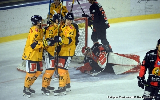 Photo hockey Hockey en Europe -  : Chamonix  vs Rauma - Coupe des Bains : Lukko logiquement