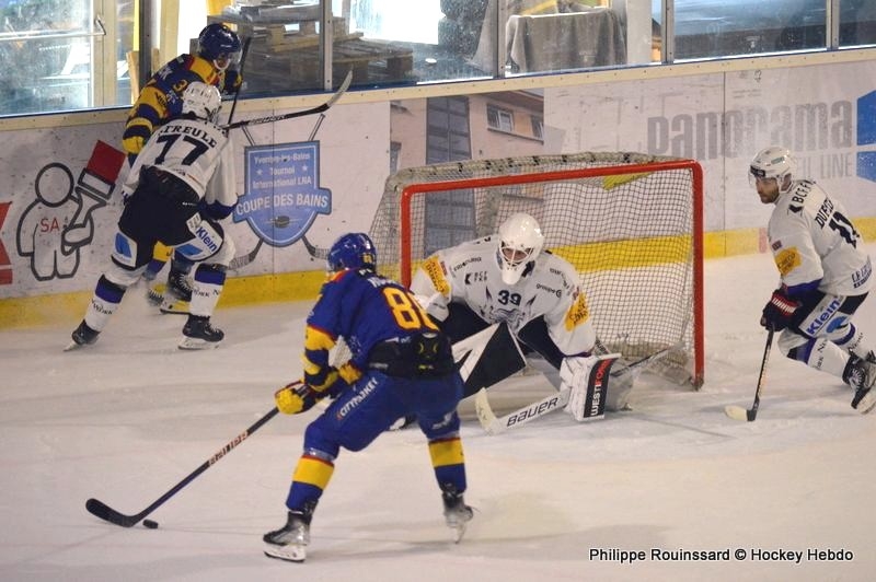Photo hockey Hockey en Europe -  : Fribourg vs Jukurit - Coupe des Bains : Les Vikings hermétiques