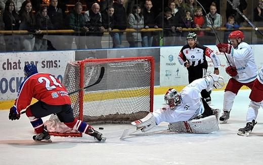 Photo hockey Hockey en Europe - Hockey en Europe - Hockeyades : Le Lada roule un peu plus vite