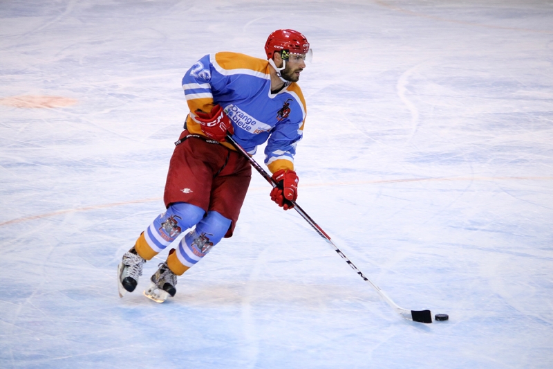 Photo hockey Hockey en France -  : Annecy vs Courchevel-Mribel-Pralognan - Le Chevalier touche le Graal !