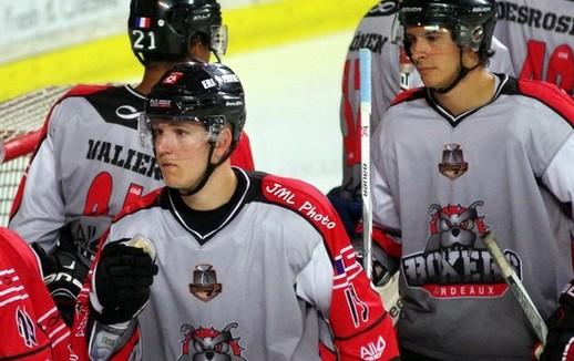 Photo hockey Hockey en France -  : Bordeaux vs Anglet - Une rentre des glaces muscle mais russie. 