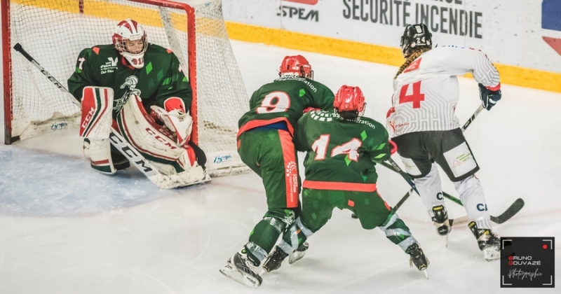 Photo hockey Hockey en France -  : Cergy-Pontoise / Fminin vs Amiens / Fminin - Fminin lite : Cergy russit sa rentre