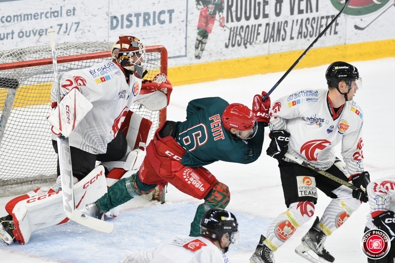 Photo hockey Hockey en France - : Cergy-Pontoise vs Amiens - Prépa - Retour gagnant sur la glace pour les Gothiques Photo hockey Hockey en France - : Cergy-Pontoise vs Amiens - Prépa - Retour gagnant sur la glace pour les Gothiques