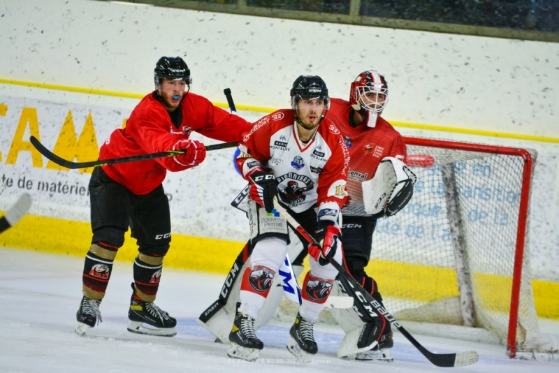 Photo hockey Hockey en France -  : Chamonix  vs Nice - Les Pionniers ouvrent la voie