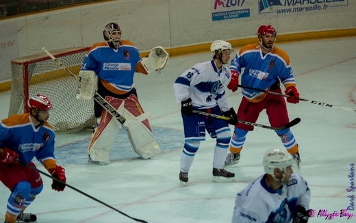 Photo hockey Hockey en France -  : Marseille vs Annecy - Les Spartiates dominent les Chevaliers