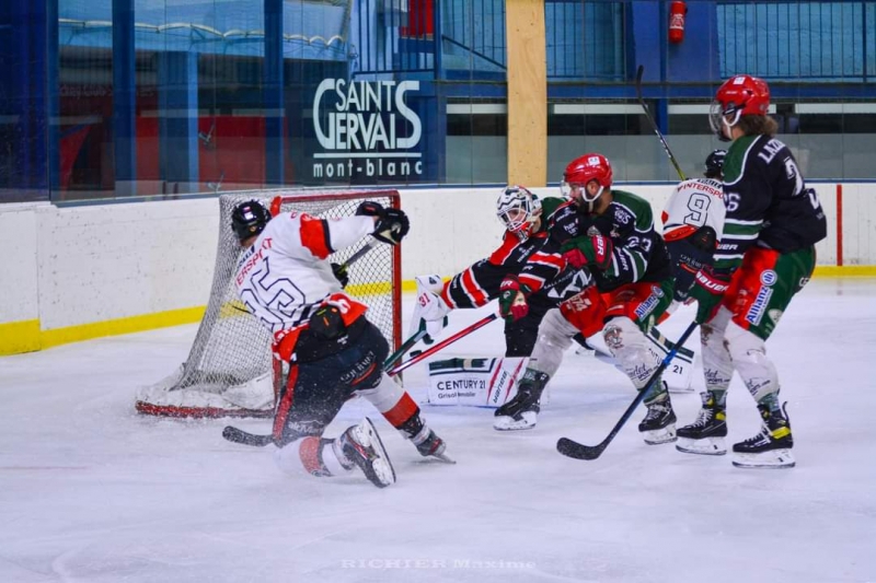 Photo hockey Hockey en France -  : Mont-Blanc vs Morzine-Avoriaz - La revanche aux Yétis !