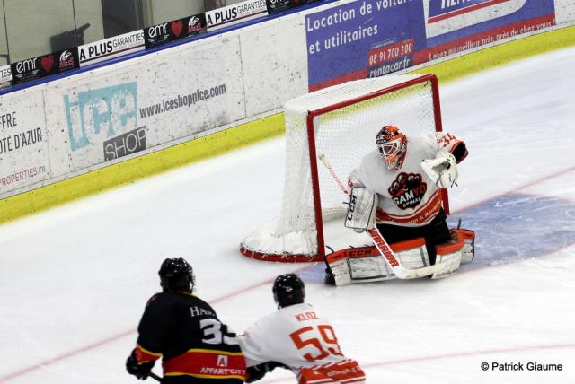 Photo hockey Hockey en France -  : Nice vs Epinal  - Riviera Cup : Premier succs pour le Gamyo