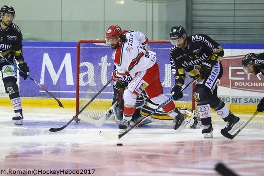 Photo hockey Hockey en France -  : Rouen vs Anglet - Rouen sur un patin