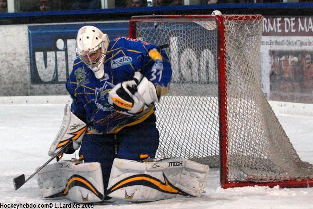 Photo hockey Hockey en France - Hockey en France - Amical : Villard - Mt Blanc 6-2 Photo hockey Hockey en France - Hockey en France - Amical : Villard - Mt Blanc 6-2